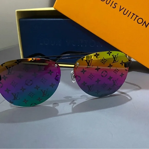 Louis Vuitton Multicolor Sunglasses - Picture 2 of 5